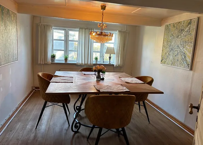 ヴィラ Troldehuset ボーゲンセ